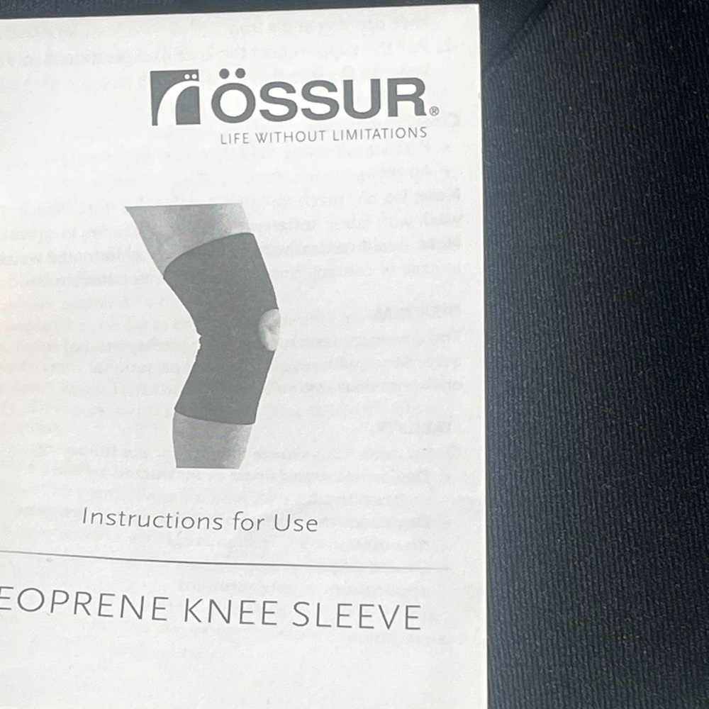 Össur Neoprene Knee Sleeve Support XXL Black 302019BLK Compression Brace